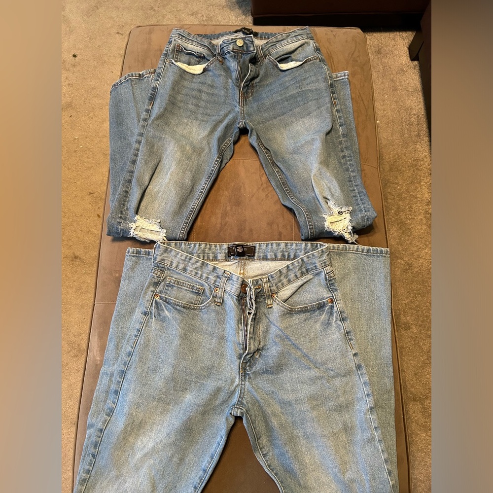 2 Pair Forever 21 Jeans Size 29